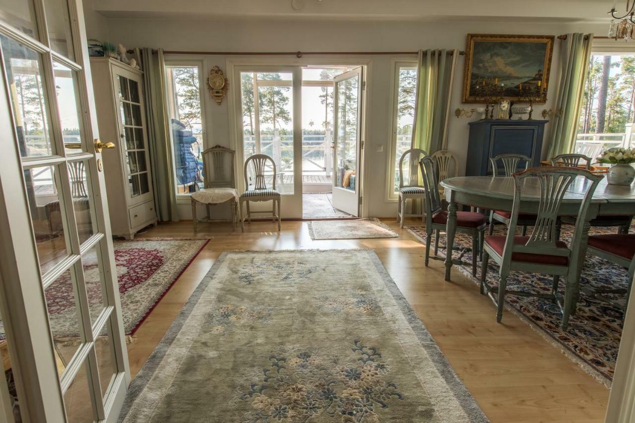 Villa Harald - Beachfront Hitis Экстерьер фото